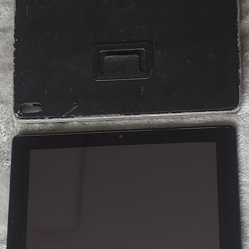 Lenovo A7600 tablet like new with bright screen and long battery