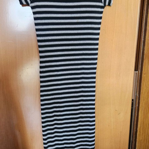 Zara Short Sleeve Striped Dress Like New, Midi