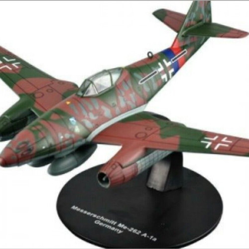 Messerschmitt Me 262 A1a metal airplane model like new