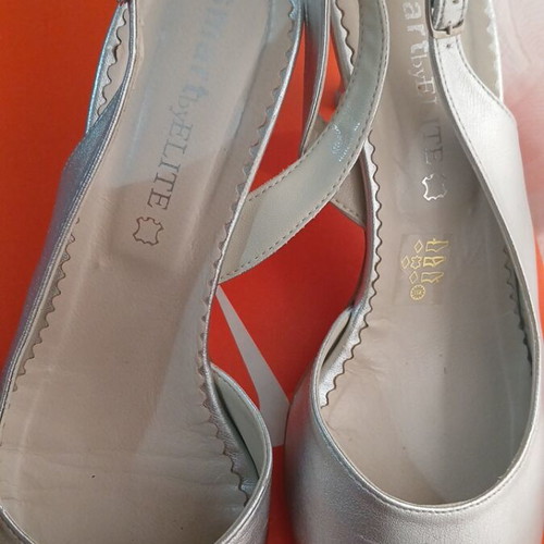 Elite women's sandals used, leather, silver, size 40