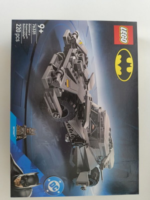 LEGO Batman 76331 Batman v Superman Batmobile set