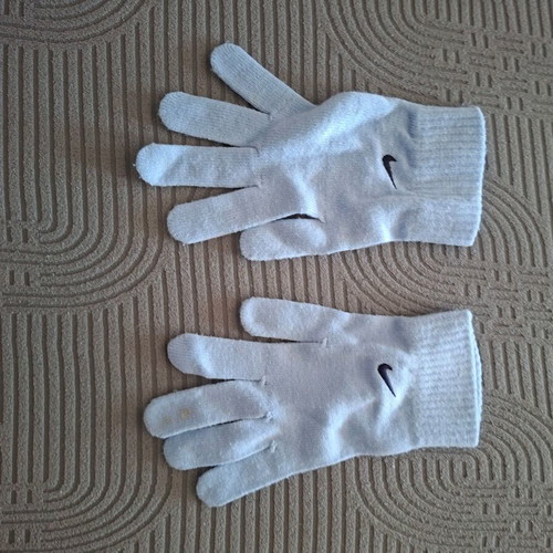 Nike wool gloves in excellent condition