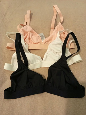 ASOS Set of Three Satin Bras XXS-XS new, black and pink