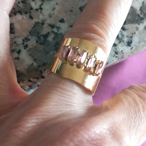 Faux adjustable ring like new
