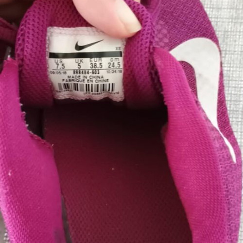 Nike women's athletic shoes used, size 38.5, pink