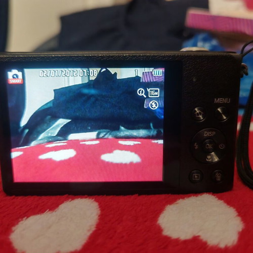 Ψηφιακή φωτογραφική μηχανή Samsung ST200F με WiFi και 16.1MP