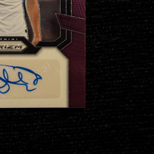 Prizm Heung-Min Son 2023-24 Autographed Card mint condition