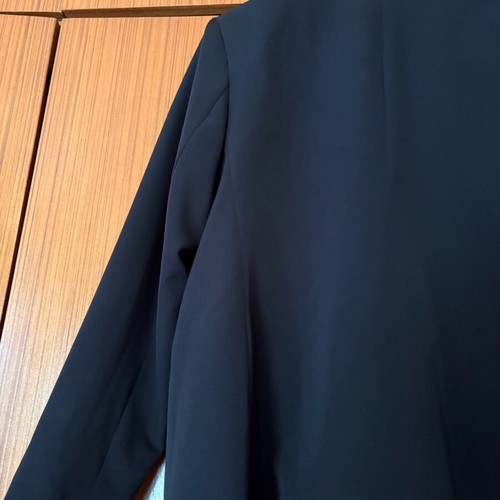Women's black suit jacket size M like new