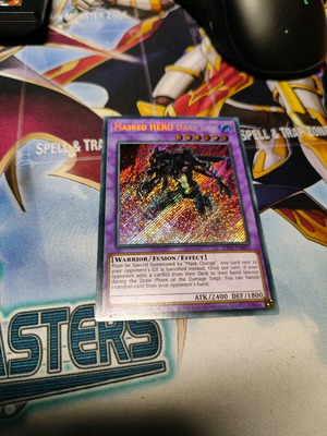 Κάρτα Masked Hero Dark Law Yu-Gi-Oh σπάνια, σαν καινούργιο