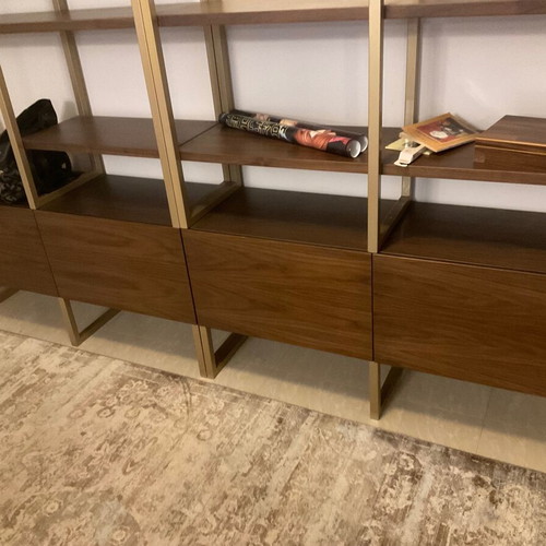 Living room unit made of walnut wood and metal frame like new