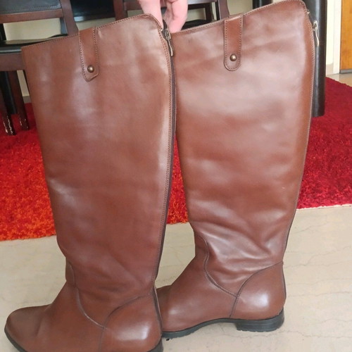 A.L.E. Italian Leather Women's Boots like new, brown
