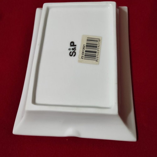Porcelain cigar ashtray with wooden base