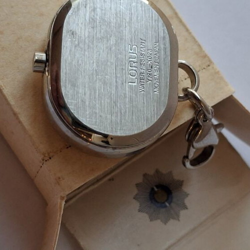 Lorus Quartz watch used, beige and silver, good condition