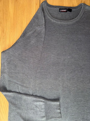 Grey Pullover Medium Livergy used