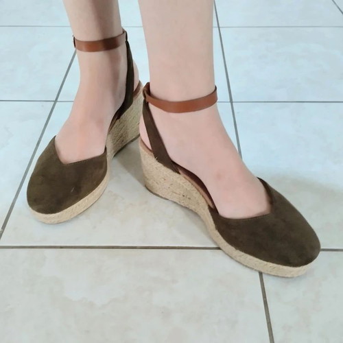 Alta Moda espadrilles platforms heels khaki size 37 like new