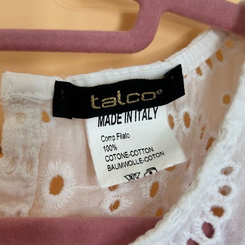 White blouse size M like new