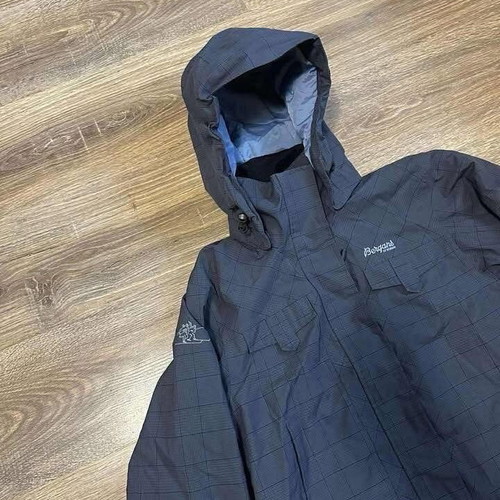 Bergans of Norway Tromso Primaloft women's parka L size like new