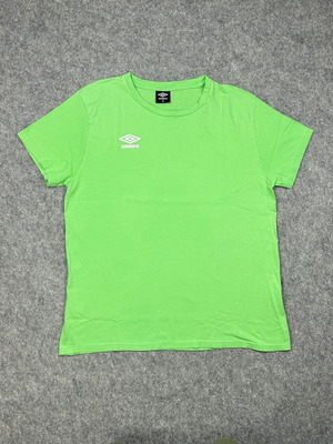 Umbro women's T Shirt Medium green short-sleeved