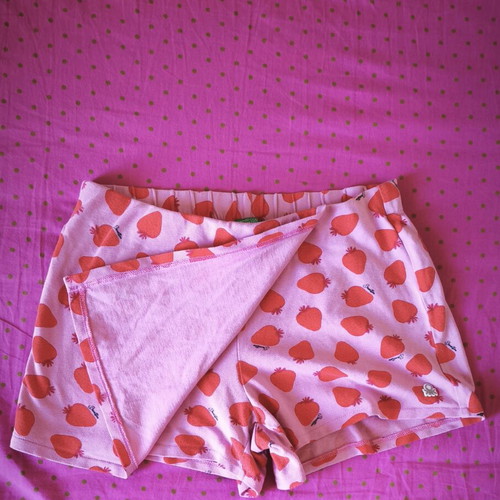 United Colors of Benetton skort, size 2XL, red and pink