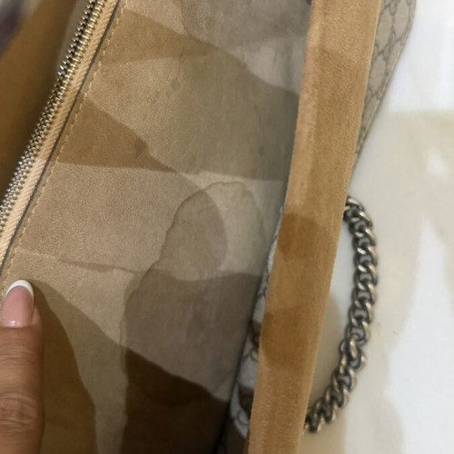 Leather shoulder bag like new, beige
