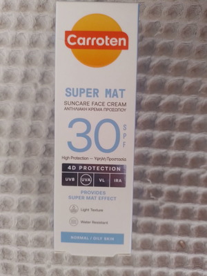 Carroten Super Mat SPF30 face sunscreen