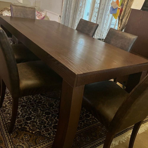 Τραπεζαρία καινούργια με 6 δερμάτινες καρέκλες