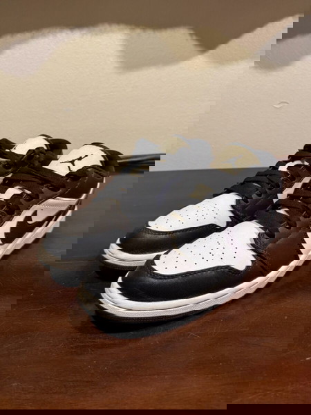 Jordan 1 Low "Panda"