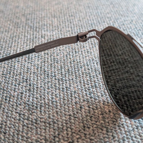Mykita NO1 Harris shiny graphite/molegr Rawgreen solid sunglasses like new
