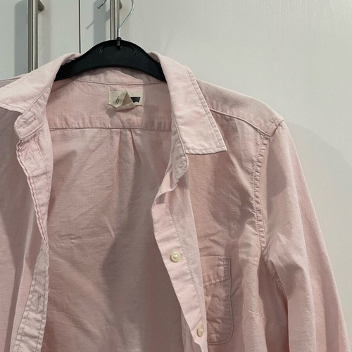 Levi’s pink shirt size M like new