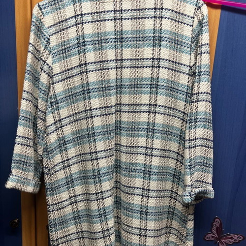 Spring plaid jacket long like new, Italian, size medium