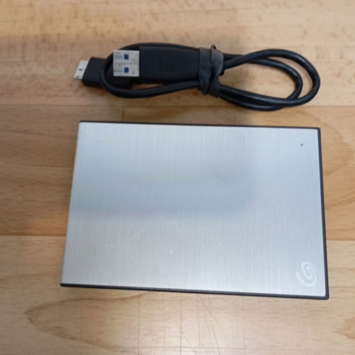 Data Travel Hard Drive 2 TB 2.5" like new