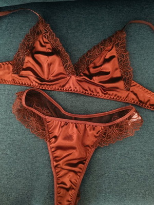 Lingerie set new, satin cognac with lace, size Small