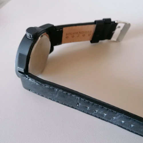 Oozoo watch used, black with leather strap
