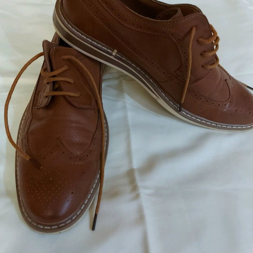 Men's brown leather dress shoes like new, size 44