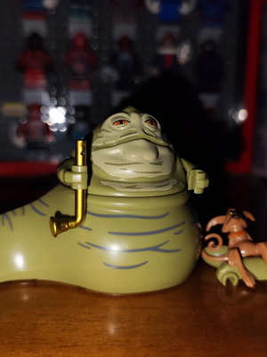 Jabba the Hutt and Salacious B. Crumb figure, Lepin