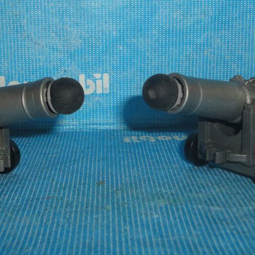 Playmobil set of 2 cannons like new
