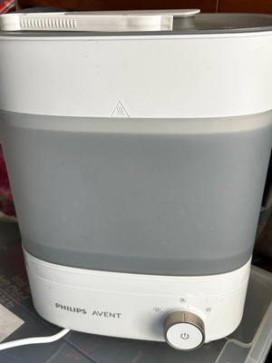 Philips Avent Sterilizer 6-Position Like New