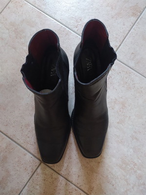 Zara ankle boots used with heel and elastic size 38