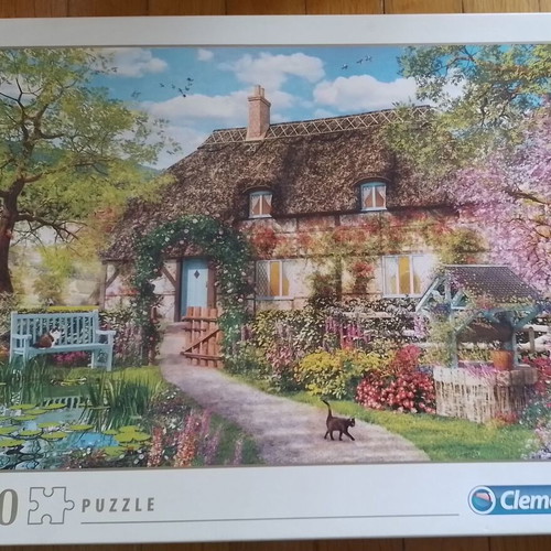 Various puzzles used in excellent condition