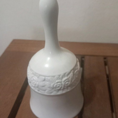 Porcelain bell used, very good condition