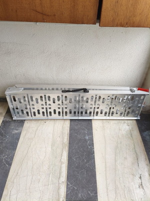 Ράμπα αλουμινίου αναδιπλούμενη 2260x305 εκ με ρυθμιζόμενα στηρίγματα