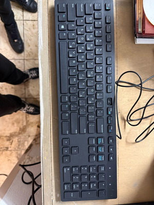 Dell Full Size USB Keyboard like new