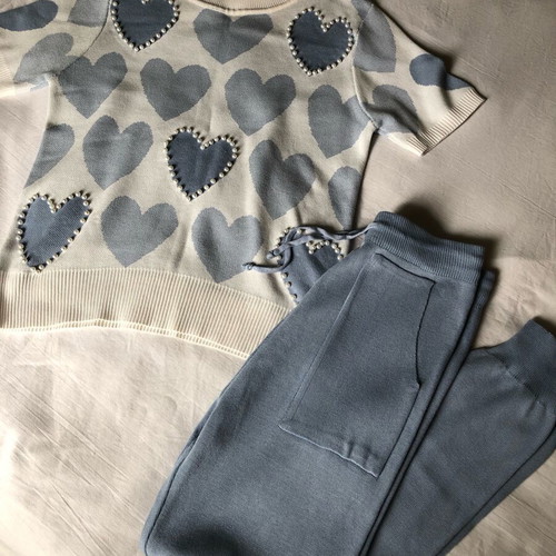 Women's set like new, white and blue, stretch fabric