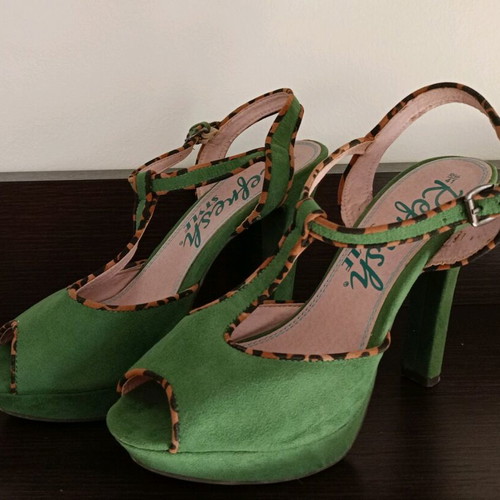 Sandals used, size 41