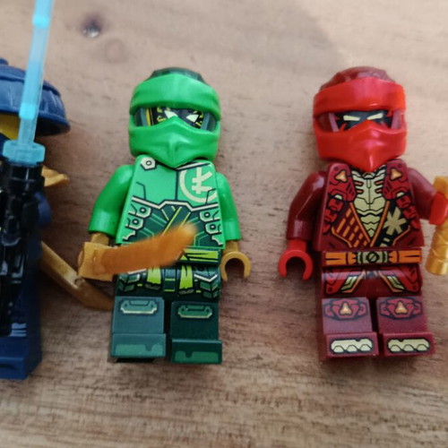 LEGO Ninjago φιγούρες Jay, Lloyd, Kai με όπλα σετ