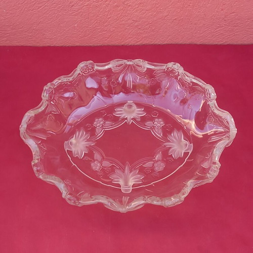 Crystal fruit bowl