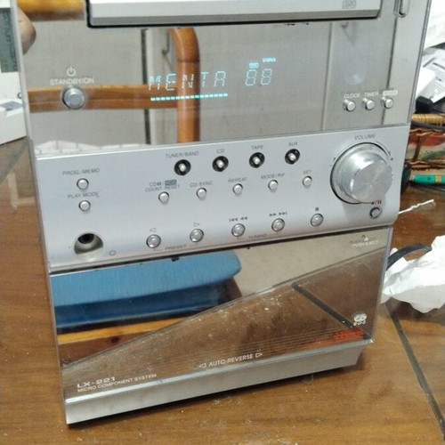 LG LX-221 sound system with radio amplifier and AUX