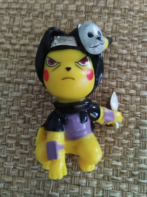 Pokémon Pikachu figure 6cm like new