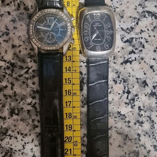 Women's watches used, white and multicolor