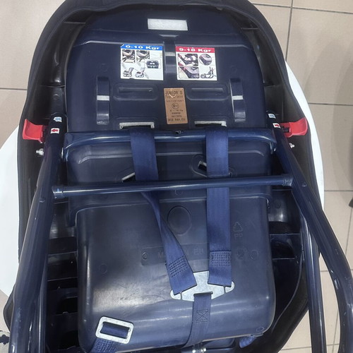 Junior’s Top Class baby car seat (0 - 18 kg)